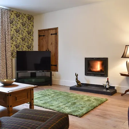 Holiday home Ellerton House