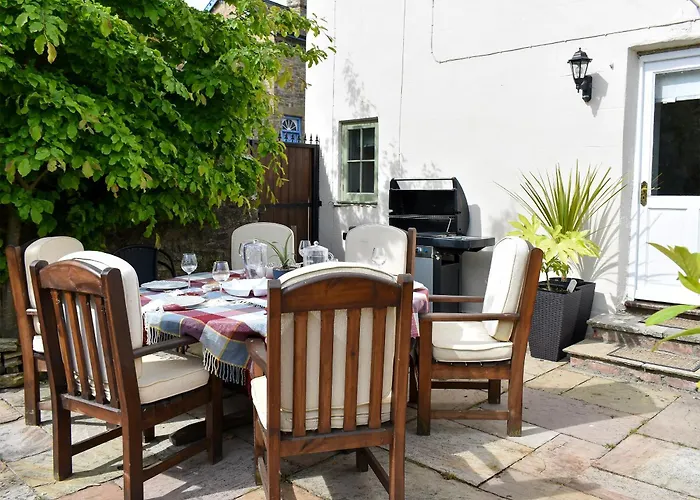 Holiday home Ellerton House